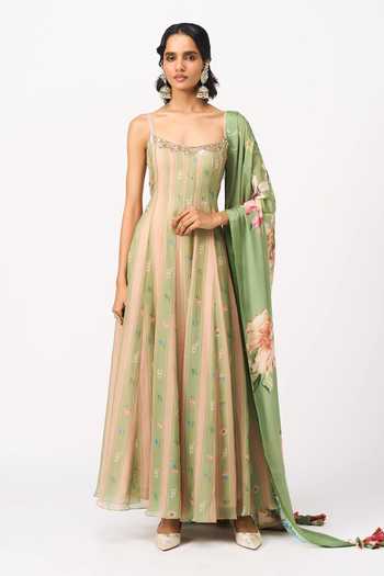Buy Issa Studio By Chetana & Swathi Green Organza, Chiffon Square Neck Riha Striped Anarkali With Floral Dupatta Online at Aza Fashions Buy_Issa Studio By Chetana & Swathi_Green Organza, Chiffon Square Neck Riha Striped Anarkali With Floral Dupatta _Online_at_Aza_Fashions