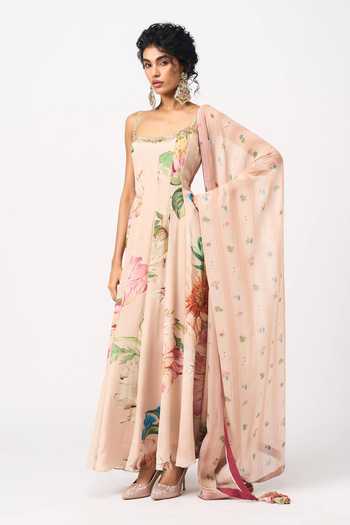 Buy Issa Studio By Chetana & Swathi Peach Chiffon, Organza Square Neck Shanvi Printed Anarkali With Dupatta Online at Aza Fashions Buy_Issa Studio By Chetana & Swathi_Peach Chiffon, Organza Square Neck Shanvi Printed Anarkali With Dupatta _Online_at_Aza_Fashions
