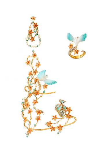 Raabta By Rahul Tinkerbelle Hathphool & Set of Rings 