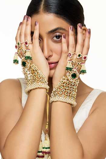 Buy Raabta By Rahul Green Ishq-e-dari Pair Of Hathphools Online at Aza Fashions Buy_Raabta By Rahul_Green Ishq-e-dari Pair Of Hathphools _Online_at_Aza_Fashions