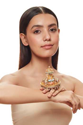 Buy Raabta By Rahul Multi Color Kunjar Kamala 3d Rotating Ring Online at Aza Fashions Buy_Raabta By Rahul_Multi Color Kunjar Kamala 3d Rotating Ring _Online_at_Aza_Fashions