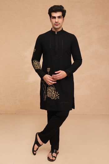 Manish Nagdeo Printed Kurta & Pant Set 