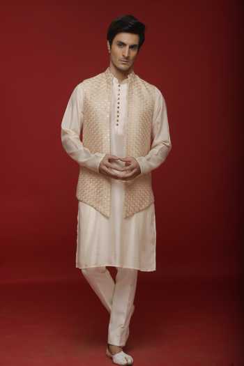 Sven Suits Silk Embroidered Bundi Kurta Set 