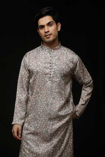 Sven Suits_Multi Color Polyester, Cotton Floral Vine Print Kurta Set _Online_at_Aza_Fashions