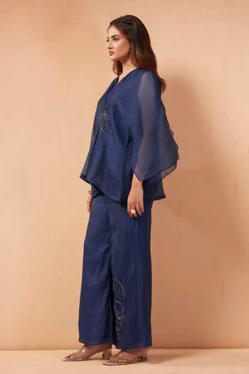 Savaaya Blue Tissue V-neck Aura Handwork Top And Pant Set at Aza Fashions Savaaya_Blue Tissue V-neck Aura Handwork Top And Pant Set _at_Aza_Fashions