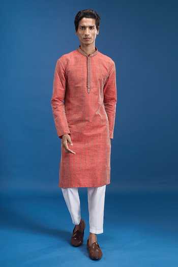 Arihant Rai Sinha Embroidered Kurta & Pyjama Set 