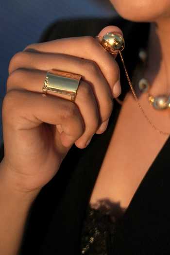 Buy KEFI-CO Gold Plated Starke Wave Ring Buy_KEFI-CO_Gold Plated Starke Wave Ring