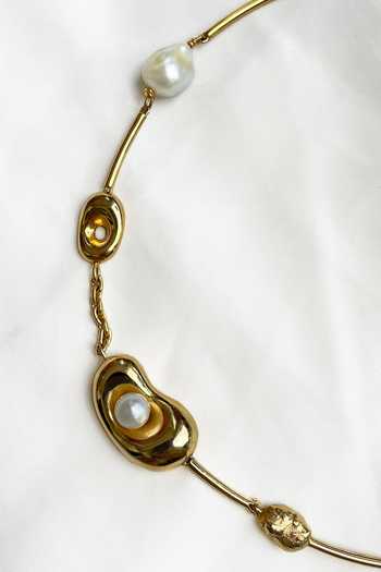 Shop KEFI-CO White Cosmos Pearl Studded Choker Shop_KEFI-CO_White Cosmos Pearl Studded Choker