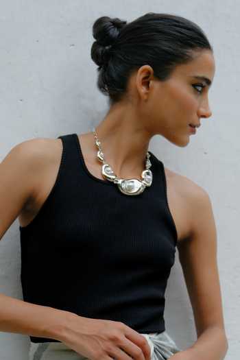 Buy KEFI-CO Silver Plated Cosmos Glam Necklace Online at Aza Fashions Buy_KEFI-CO_Silver Plated Cosmos Glam Necklace _Online_at_Aza_Fashions