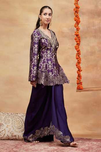 Shop DAREISS Purple Silk V-neck Assi Floral Woven Kurta And Skirt Set Online at Aza Fashions Shop_DAREISS_Purple Silk V-neck Assi Floral Woven Kurta And Skirt Set _Online_at_Aza_Fashions