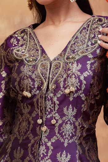 Buy DAREISS Purple Silk V-neck Assi Floral Woven Kurta And Skirt Set Buy_DAREISS_Purple Silk V-neck Assi Floral Woven Kurta And Skirt Set