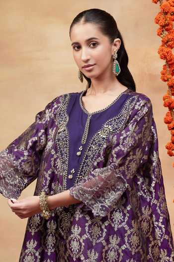 Buy_DAREISS_Purple Silk Split V-neck, Yes Janaki Paisley Pattern Kurta And Sharara Set 