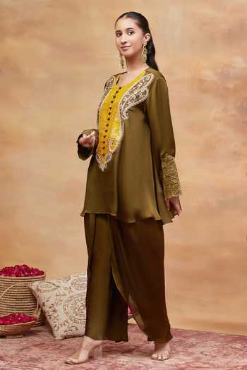 Buy Dareiss Green Silk, Chiffon Scoop Neck Rewa Paisley Embroidered Kurta And Dhoti Pant Set Online at Aza Fashions Buy_Dareiss_Green Silk, Chiffon Scoop Neck Rewa Paisley Embroidered Kurta And Dhoti Pant Set _Online_at_Aza_Fashions
