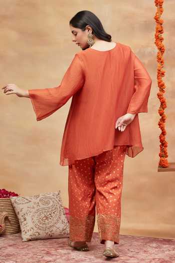 DAREISS Kedar Paisley Embroidered Kurta & Salwar Set 