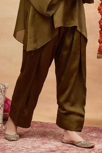 Dareiss Green Silk, Chiffon Round Neck Meer Harit Yoke Embroidered Kurta And Salwar Set Online at Aza Fashions Dareiss_Green Silk, Chiffon Round Neck Meer Harit Yoke Embroidered Kurta And Salwar Set _Online_at_Aza_Fashions