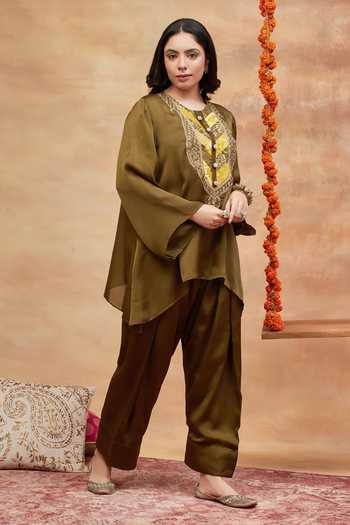 Buy Dareiss Green Silk, Chiffon Round Neck Meer Harit Yoke Embroidered Kurta And Salwar Set Online at Aza Fashions Buy_Dareiss_Green Silk, Chiffon Round Neck Meer Harit Yoke Embroidered Kurta And Salwar Set _Online_at_Aza_Fashions