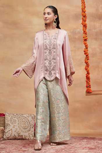 DAREISS Munshi Embroidered Kurta & Flared Pant Set 