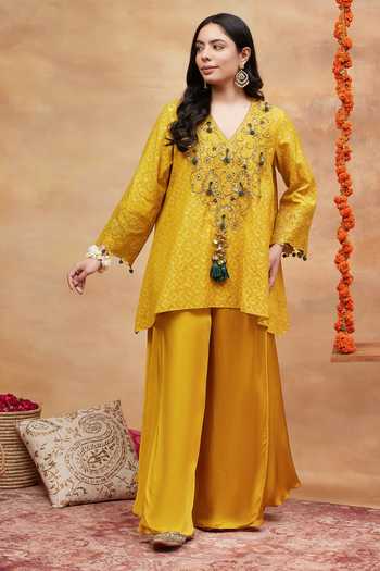 DAREISS Mansarovar Genda Woven Kurta & Pant Set