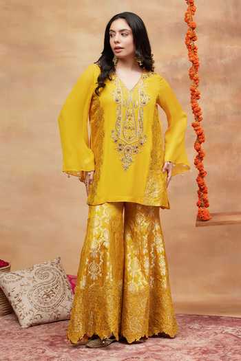 DAREISS Namo Kanak Embroidered Kurta & Sharara Set 