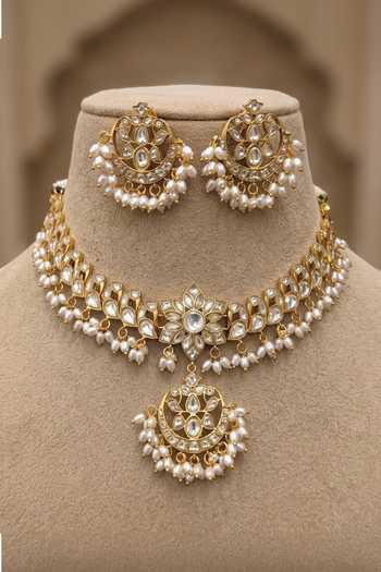 Prestones Pearl Embellished Pendant Necklace Set 