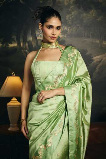 Buy_SAANJH BY LEA_Green Silk Halter Neck Pallavika Banarasi Saree Set _Online_at_Aza_Fashions