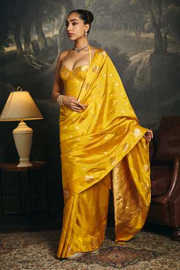SAANJH BY LEA_Yellow Silk Embroidery Sweetheart Neck Swarna Banarasi Saree With Blouse _at_Aza_Fashions