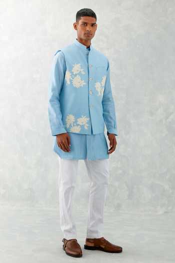 Devnaagri Flower Bloom Embroidered Bundi Set 