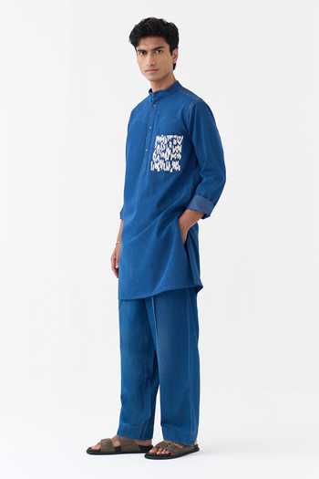 Three Blue Denim Emb Patch Pocket Kurta Online at Aza Fashions Three_Blue Denim Emb Patch Pocket Kurta _Online_at_Aza_Fashions