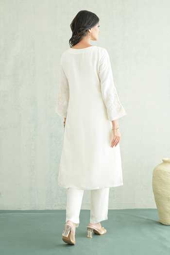 Masoomm Embroidered Floral Kurta & Pant Set 