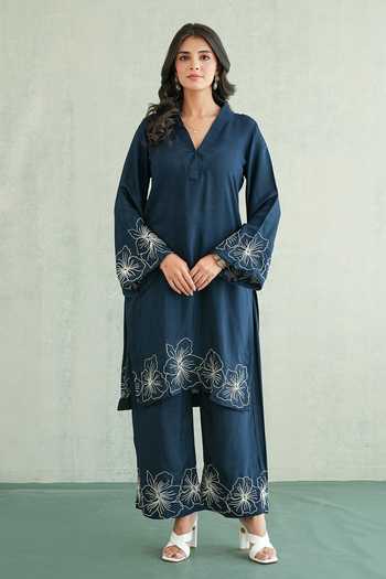 Buy Masoomm Navy Shantoon V-neck, Yes Floral Embroidered Kurta And Pant Set Online at Aza Fashions Buy_Masoomm_Navy Shantoon V-neck, Yes Floral Embroidered Kurta And Pant Set _Online_at_Aza_Fashions