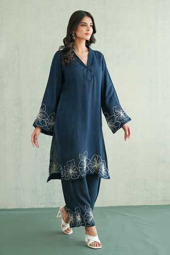 Masoomm Navy Shantoon V-neck, Yes Floral Embroidered Kurta And Pant Set at Aza Fashions Masoomm_Navy Shantoon V-neck, Yes Floral Embroidered Kurta And Pant Set _at_Aza_Fashions