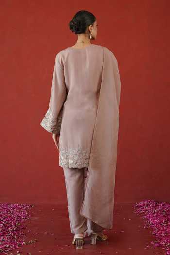 Masoomm Embroidered Floral Kurta Set 