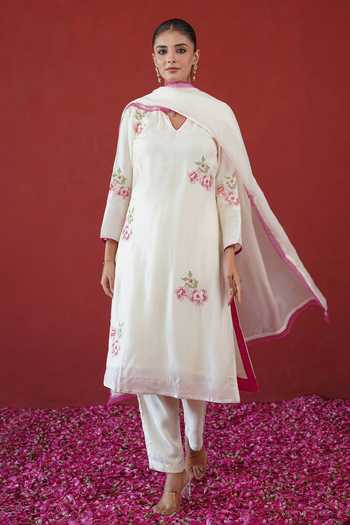 Buy Masoomm Off White Organza, Silk V-neck Embroidered Kurta Set Buy_Masoomm_Off White Organza, Silk V-neck Embroidered Kurta Set