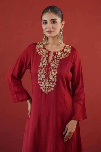 Masoomm_Red Shantoon Round Neck Embroidered Straight Kurta And Pant Set _Online_at_Aza_Fashions