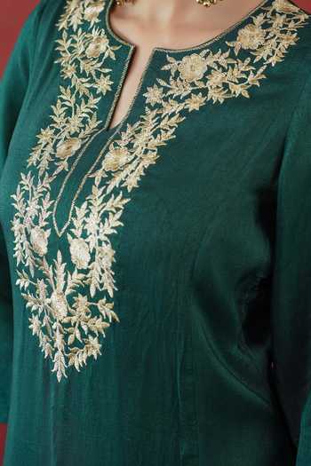 Buy_Masoomm_Green Shantoon Round Neck, Yes Notched Kurta And Pant Set _Online_at_Aza_Fashions