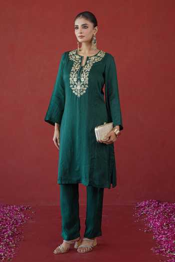 Buy_Masoomm_Green Shantoon Round Neck, Yes Notched Kurta And Pant Set 