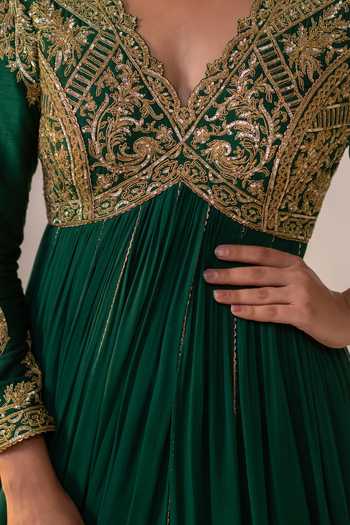 Shop Rasasvada Green Georgette, Dupion V-neck Floral Embellished Anarkali Shop_Rasasvada_Green Georgette, Dupion V-neck Floral Embellished Anarkali