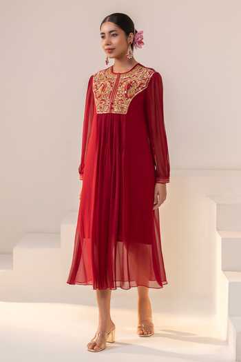 Buy Rasasvada Maroon Georgette, Dupion, Silk Round Neck Placement Embellished Kurta Online at Aza Fashions Buy_Rasasvada_Maroon Georgette, Dupion, Silk Round Neck Placement Embellished Kurta _Online_at_Aza_Fashions