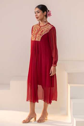 Rasasvada Maroon Georgette, Dupion, Silk Round Neck Placement Embellished Kurta at Aza Fashions Rasasvada_Maroon Georgette, Dupion, Silk Round Neck Placement Embellished Kurta _at_Aza_Fashions