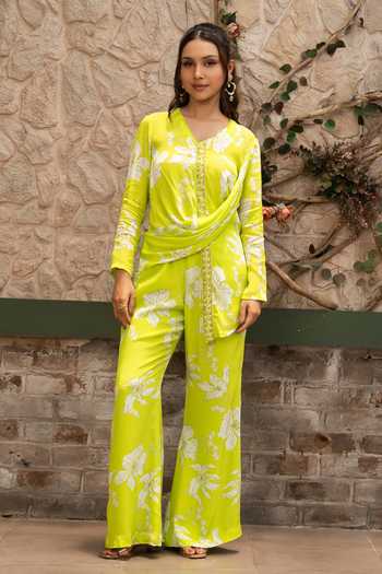 Senren By Eshana Raut Floral Print Draped Top & Pant Set 