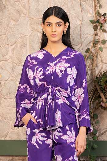 Buy Senren By Eshana Raut Purple Crepe V-neck Floral Print Top And Pant Set Online at Aza Fashions Buy_Senren By Eshana Raut_Purple Crepe V-neck Floral Print Top And Pant Set _Online_at_Aza_Fashions