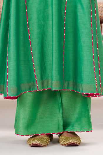Buy Almaari By Pooja Patel Green Chanderi , V-neck, Yes Naaz Panelled Kurta Palazzo Set Online at Aza Fashions Buy_Almaari By Pooja Patel_Green Chanderi , V-neck, Yes Naaz Panelled Kurta Palazzo Set _Online_at_Aza_Fashions