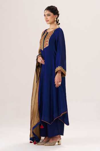 Almaari By Pooja Patel Blue Silk, Chanderi Round Neck Zeenat Kurta Set at Aza Fashions Almaari By Pooja Patel_Blue Silk, Chanderi Round Neck Zeenat Kurta Set _at_Aza_Fashions