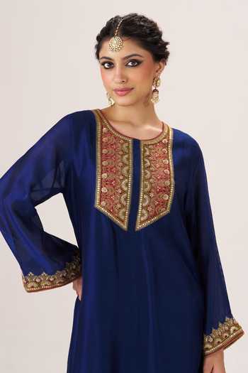 Buy Almaari By Pooja Patel Blue Silk, Chanderi Round Neck Zeenat Kurta Set Buy_Almaari By Pooja Patel_Blue Silk, Chanderi Round Neck Zeenat Kurta Set