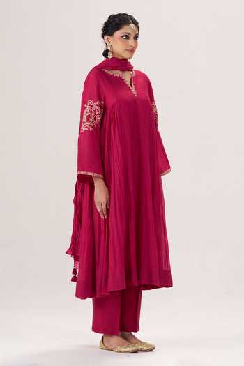 Almaari By Pooja Patel_Red , Silk Split V-neck Gulnaar Kurta Pant Set _Online_at_Aza_Fashions