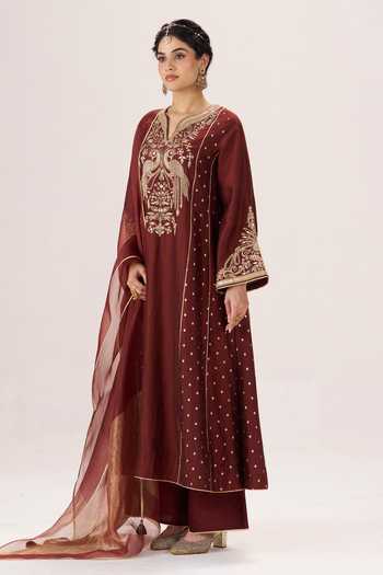 Almaari By Pooja Patel Brown Silk, Organza, Tissue Split V-neck, Yes Heer Embroidered Kurta Set Online at Aza Fashions Almaari By Pooja Patel_Brown Silk, Organza, Tissue Split V-neck, Yes Heer Embroidered Kurta Set _Online_at_Aza_Fashions