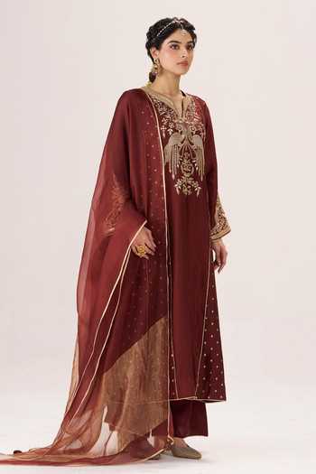Buy Almaari By Pooja Patel Brown Silk, Organza, Tissue Split V-neck, Yes Heer Embroidered Kurta Set Online at Aza Fashions Buy_Almaari By Pooja Patel_Brown Silk, Organza, Tissue Split V-neck, Yes Heer Embroidered Kurta Set _Online_at_Aza_Fashions
