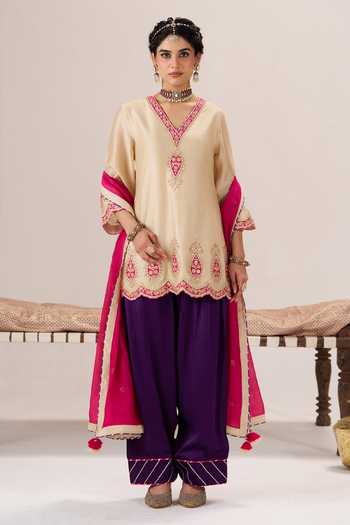 Almaari By Pooja Patel Jugni Short Kurta Set 