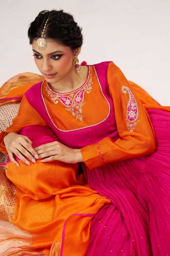 Almaari By Pooja Patel_Pink Chanderi Silk, Silk, Chanderi, Tissue Round Neck Sohni Anarkali Pant Set _at_Aza_Fashions