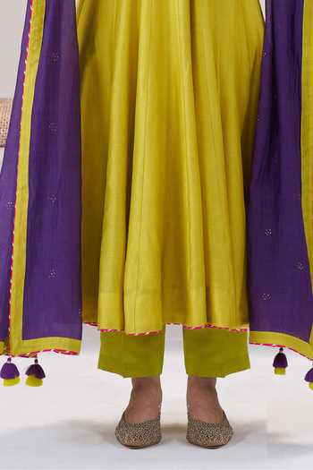 Almaari By Pooja Patel Yellow , , Square Neck, Phulkari Jacket Anarkali Set Online at Aza Fashions Almaari By Pooja Patel_Yellow , , Square Neck, Phulkari Jacket Anarkali Set _Online_at_Aza_Fashions